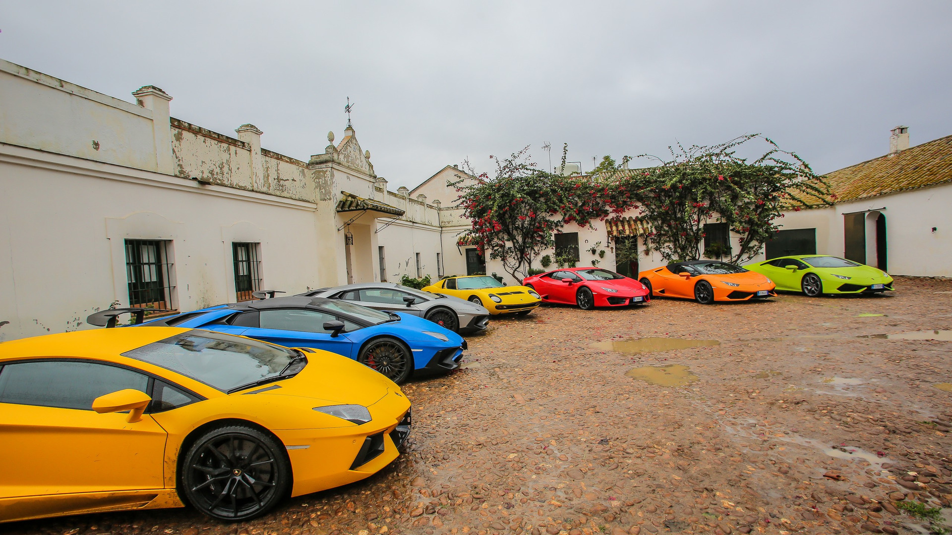 Lamborghini Miura се запозна с кръстниците си (ВИДЕО)